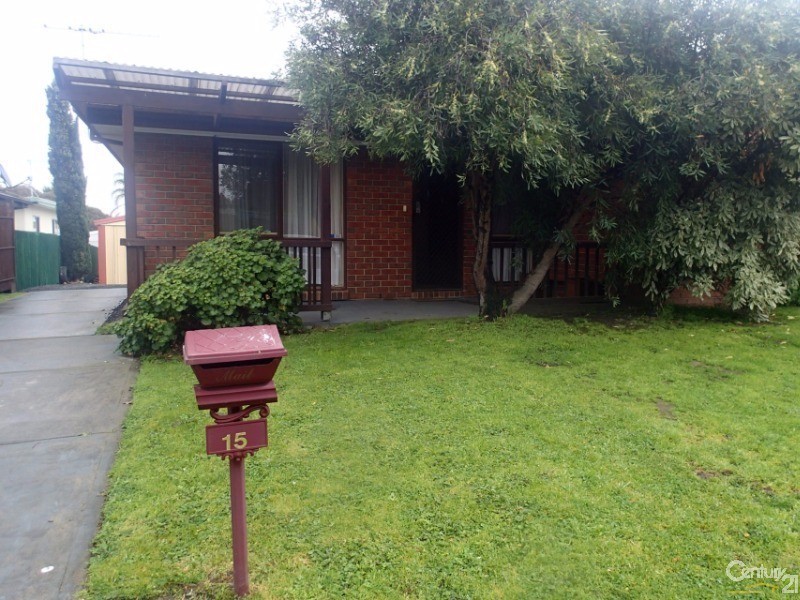 15 Hillview Rise,, Hampton Park VIC 3976