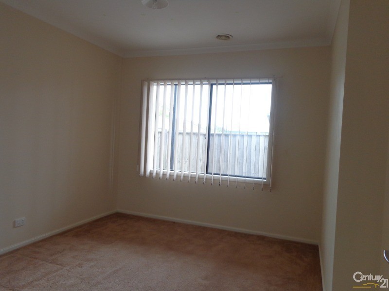 2 Marigold Place, Lyndhurst VIC 3975