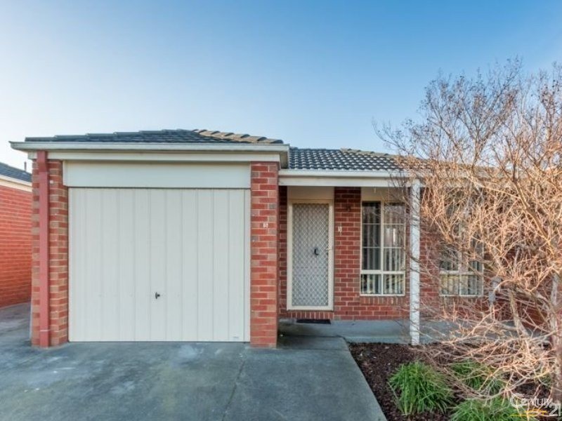 5/21 Merrijig Avenue, Cranbourne VIC 3977