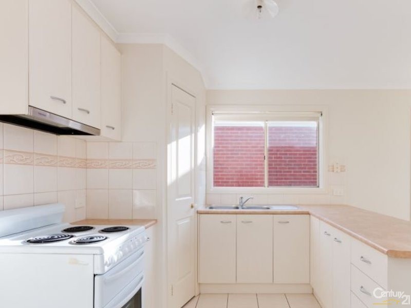 5/21 Merrijig Avenue, Cranbourne VIC 3977