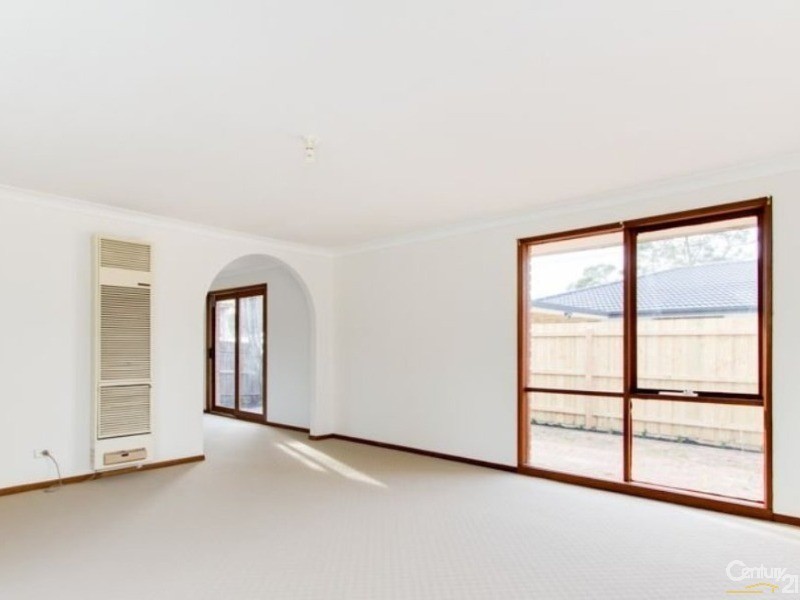 13 Blackwood Drive,, Hampton Park VIC 3976