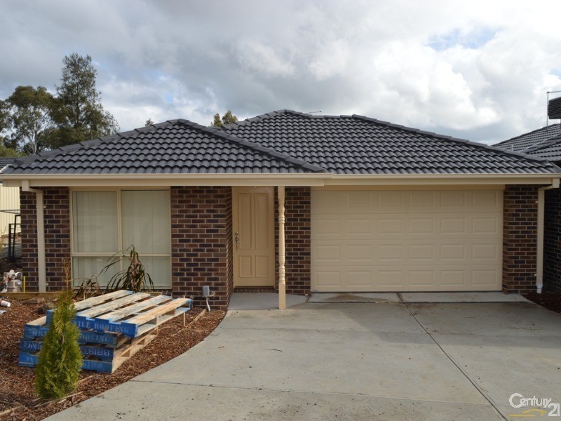 3/5 Lima Place, Pakenham VIC 3810