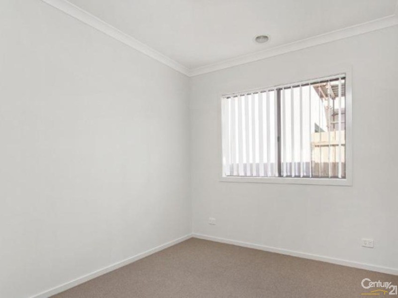 5 Waltzing Drive,, Lynbrook VIC 3975