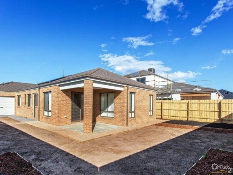 5 Waltzing Drive,, Lynbrook VIC 3975