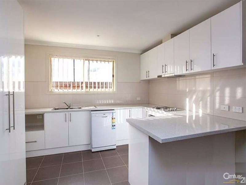 14 Greendale Boulevard, Pakenham VIC 3810