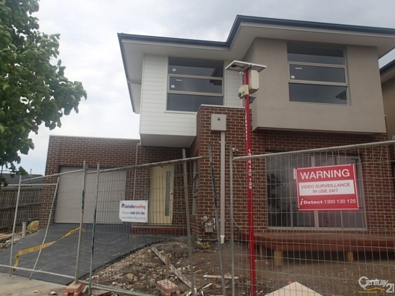 103 Kingdom Drive, Cranbourne VIC 3977