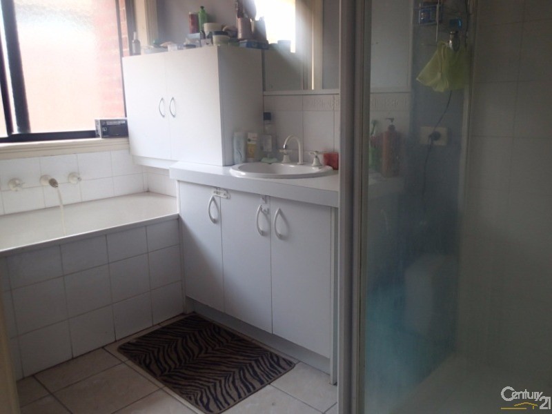 1 Neesan Court, Hampton Park VIC 3976