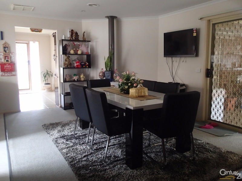 3 Castella Place, Hampton Park VIC 3976