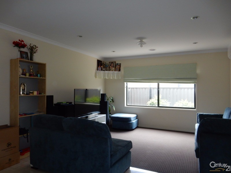 113 Selandra Blvd,, Clyde North VIC 3978