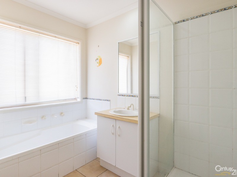 30 Bateman Grove, Hampton Park VIC 3976