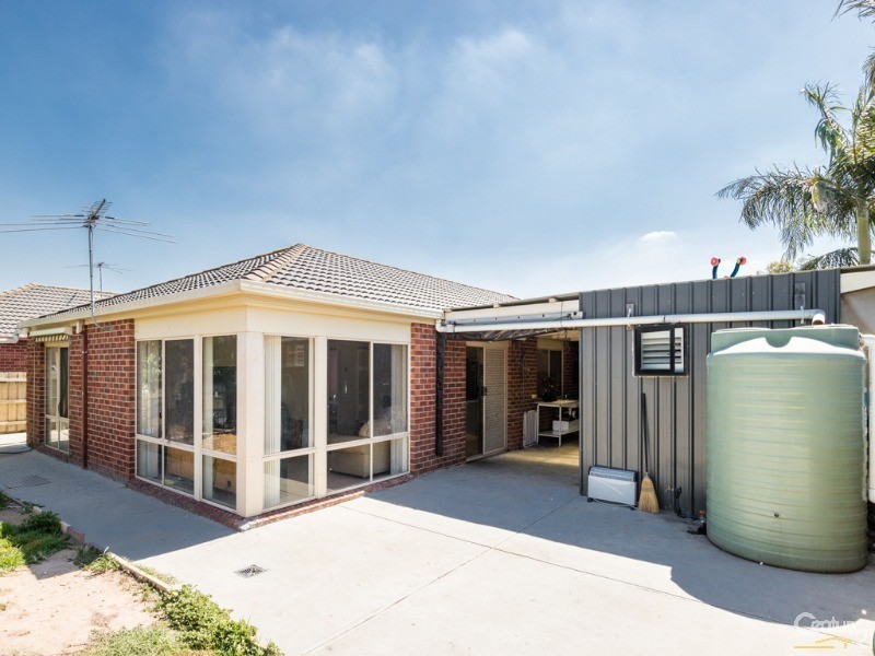 30 Bateman Grove, Hampton Park VIC 3976