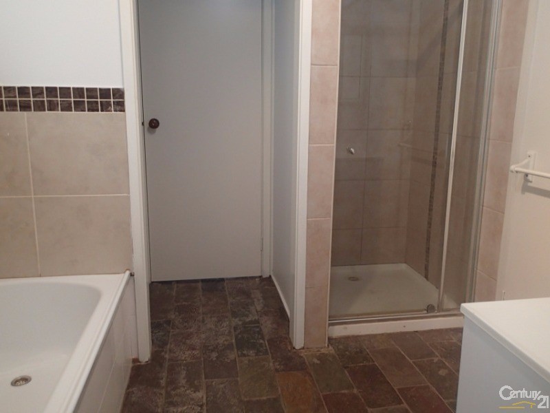 69 Glencairn Ave,, Hallam VIC 3803