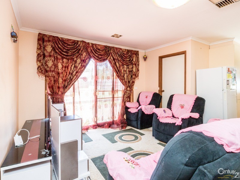 18 Jasper Court, Hampton Park VIC 3976