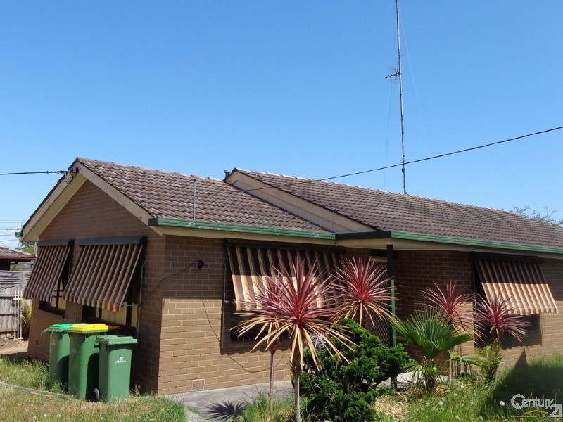 1/5 Leonard Court, Pakenham VIC 3810