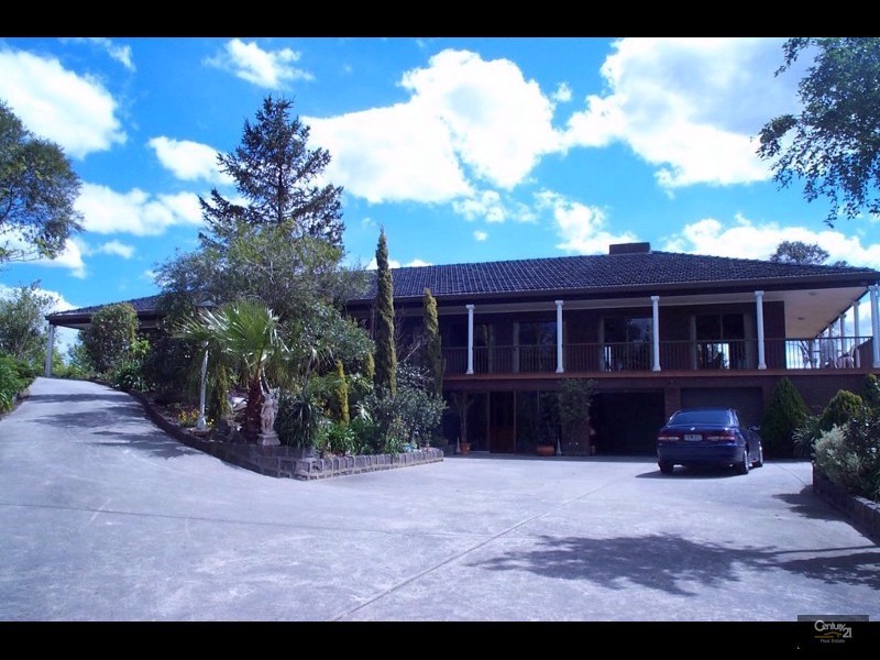 315-327 Harkaway Road, Harkaway VIC 3806