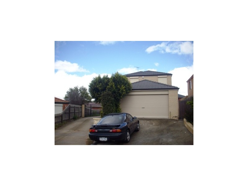 33 Arrino Crescent, Hallam VIC 3803