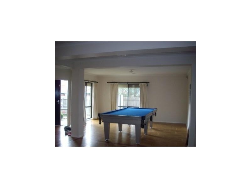 33 Arrino Crescent, Hallam VIC 3803