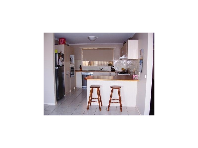 13 Olive Road, Hampton Park VIC 3976