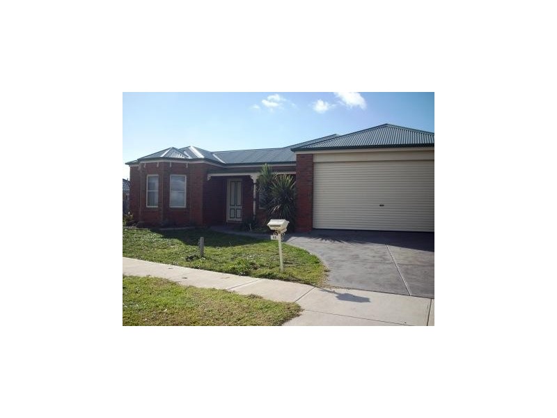 86 Ridgemont Drive, Berwick VIC 3806