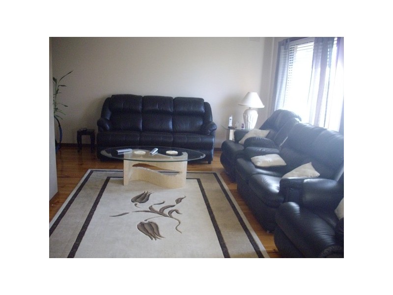 35 Alma Road, Hampton Park VIC 3976