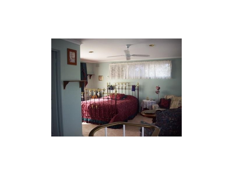 18 Tinks Road, Narre Warren VIC 3805