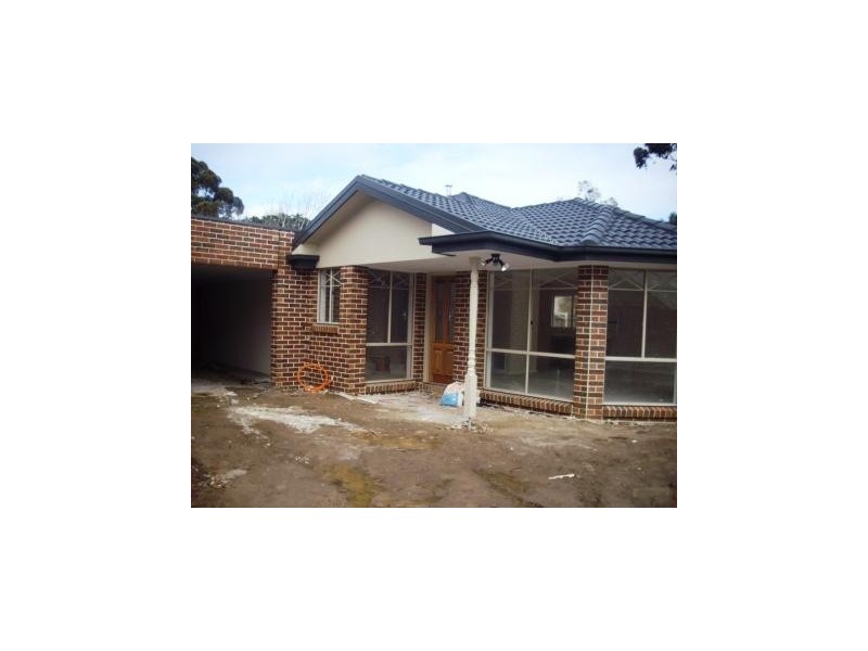 22a Bemersyde Drive, Berwick VIC 3806