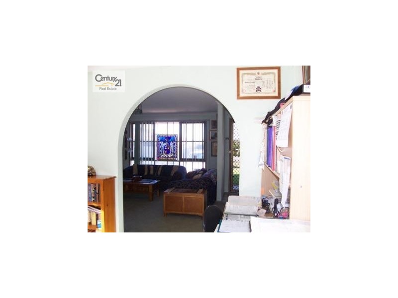 5 Andover Court, Hampton Park VIC 3976