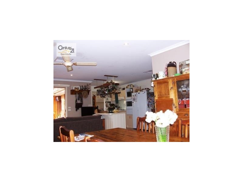 39 The Parkway, Hampton Park VIC 3976