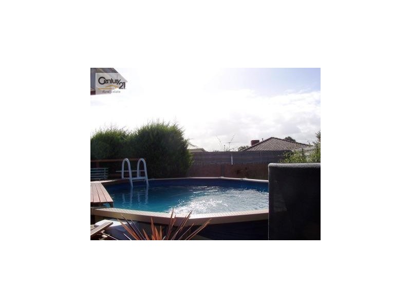 39 The Parkway, Hampton Park VIC 3976