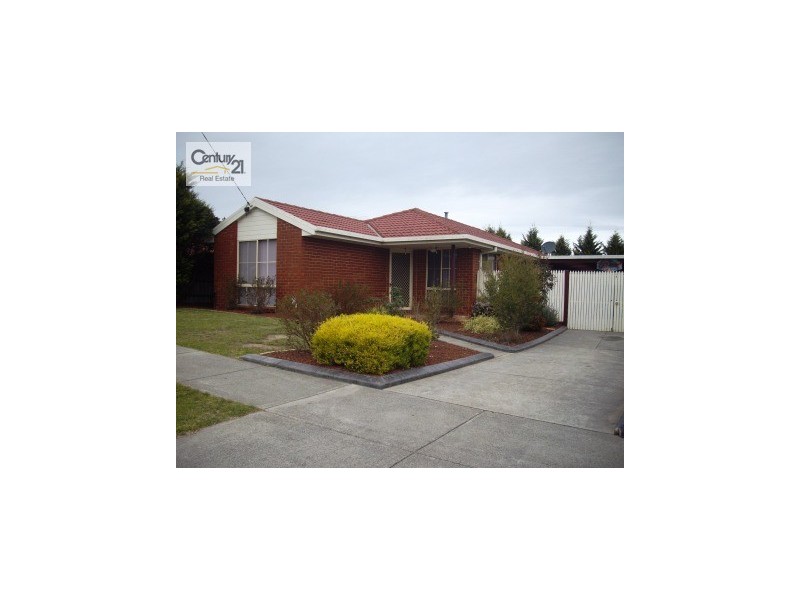 10 Warana Drive, Hampton Park VIC 3976
