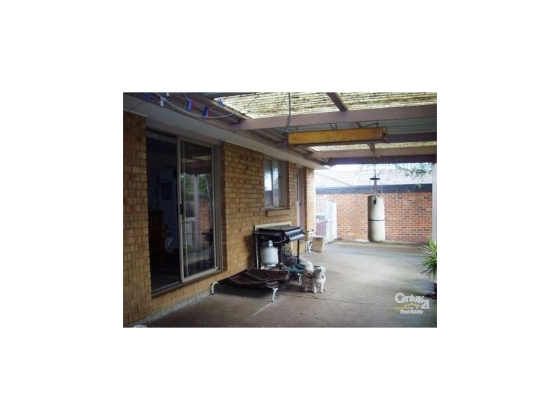 13 James Wyman Place, Hampton Park VIC 3976