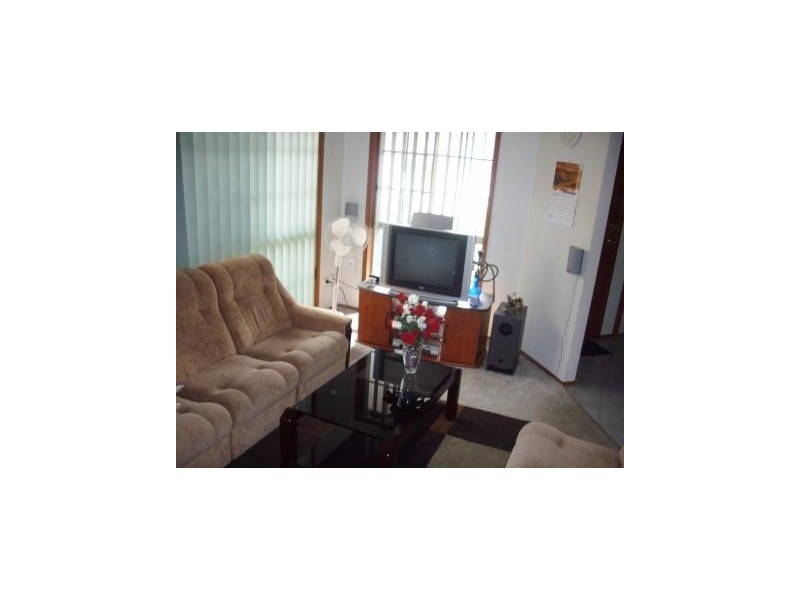 32 Lauren Drive, Hampton Park VIC 3976