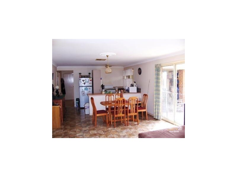 4 Lighthorse Crescent, Narre Warren South VIC 3805