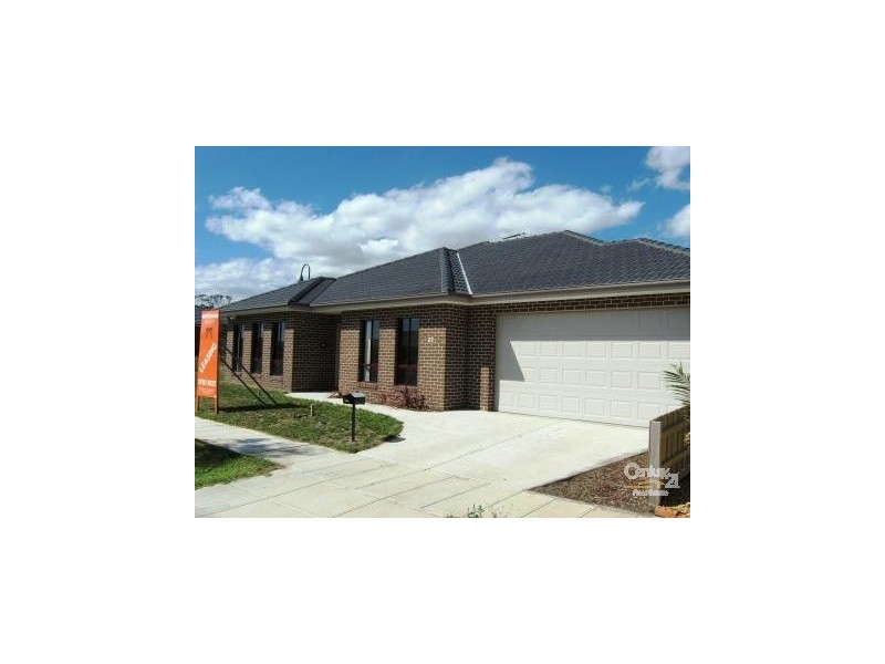 22 HALPORTER TCE, Lynbrook VIC 3975