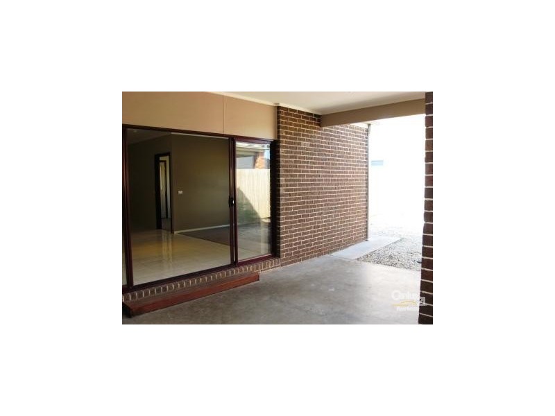 22 HALPORTER TCE, Lynbrook VIC 3975