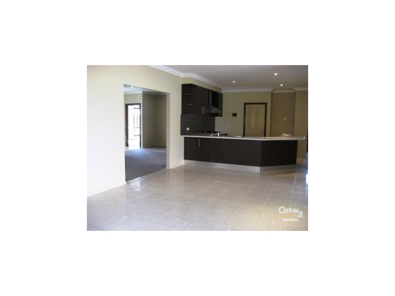 22 HALPORTER TCE, Lynbrook VIC 3975