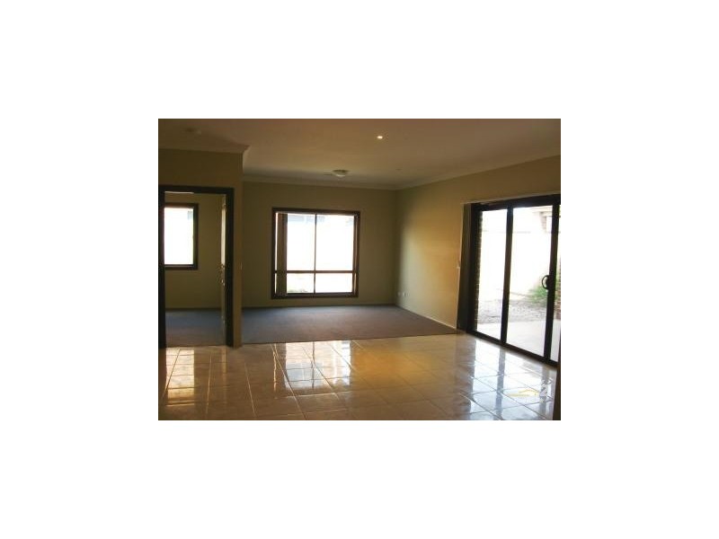 22 HALPORTER TCE, Lynbrook VIC 3975