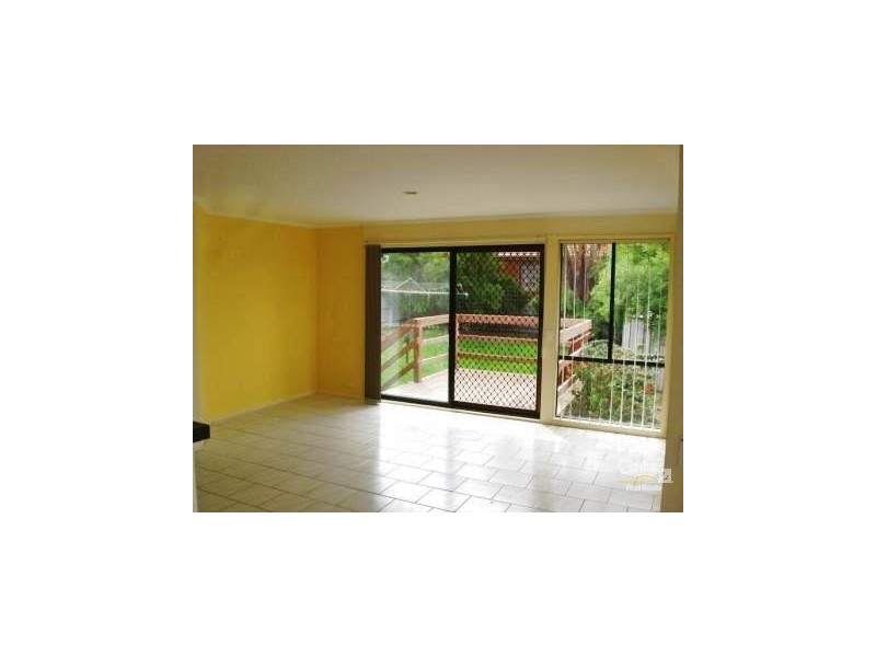 2 Bill Place, Hampton Park VIC 3976