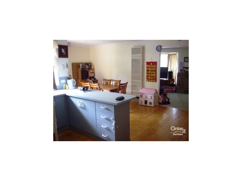 6 Ralph Crescent, Hampton Park VIC 3976