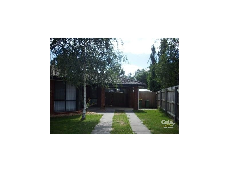 22 Broadbent Way, Pakenham VIC 3810