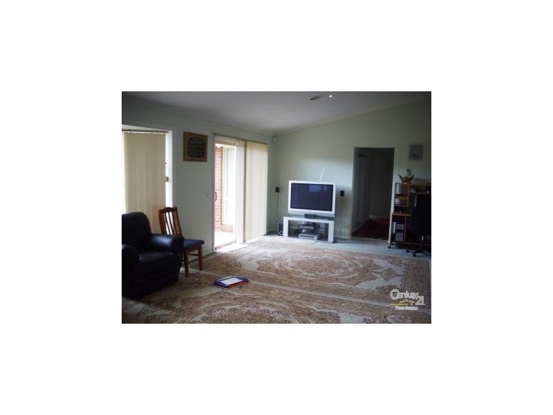 13 Farskiene Place, Hampton Park VIC 3976