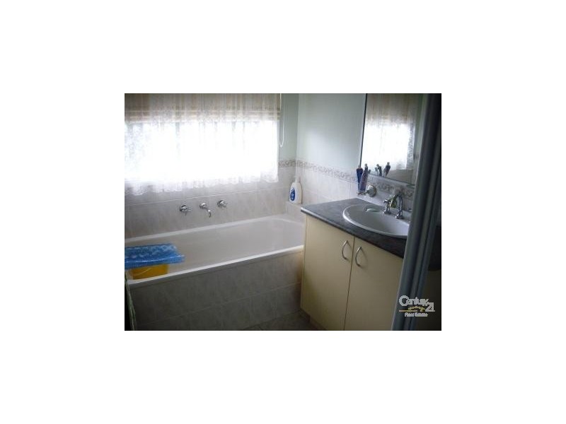 13 Farskiene Place, Hampton Park VIC 3976