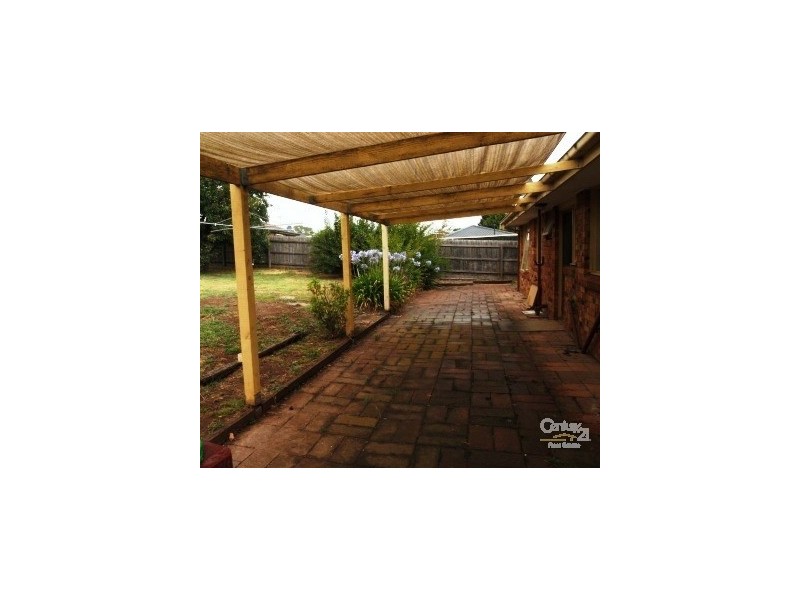 117 Oaktree Drive, Hampton Park VIC 3976