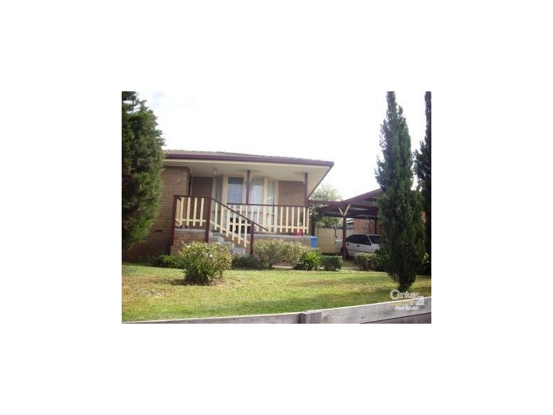 6 Ralph Crescent, Hampton Park VIC 3976