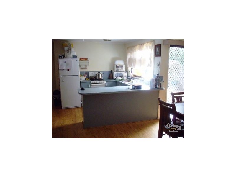 6 Ralph Crescent, Hampton Park VIC 3976