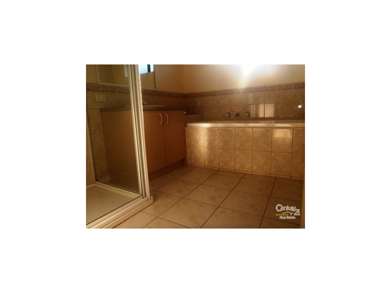 19 Charlotte Place, Cranbourne VIC 3977