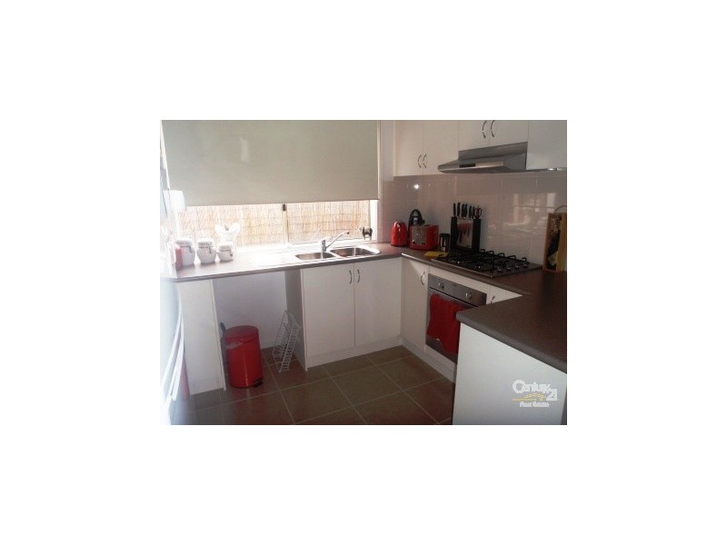 23 Calais Circuit, Cranbourne West VIC 3977