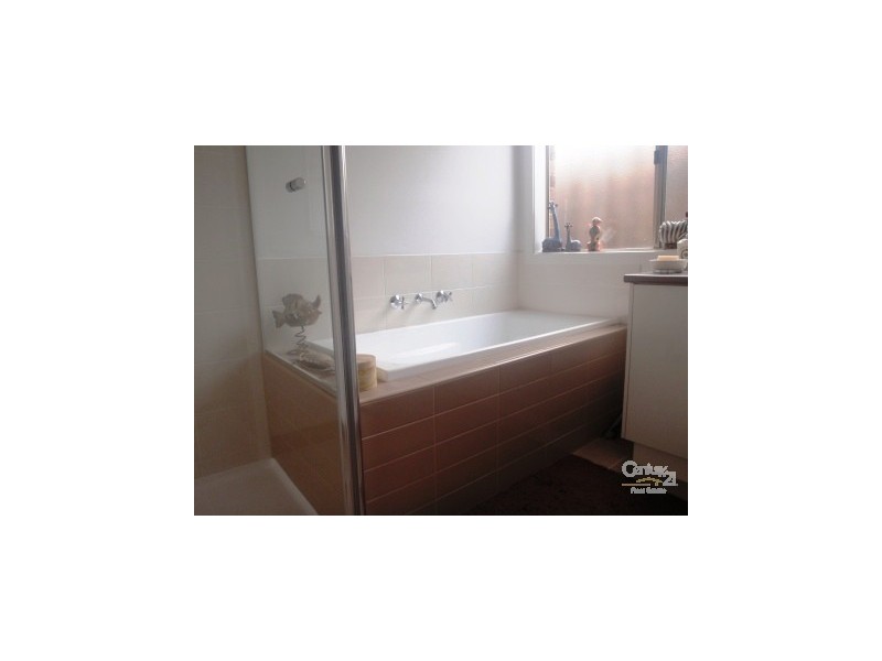 23 Calais Circuit, Cranbourne West VIC 3977