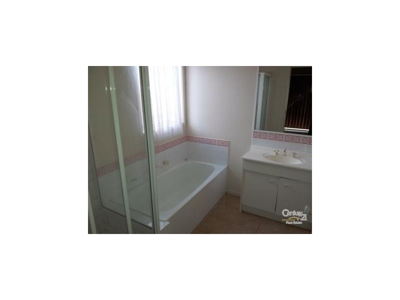 6 The Mews, Hampton Park VIC 3976