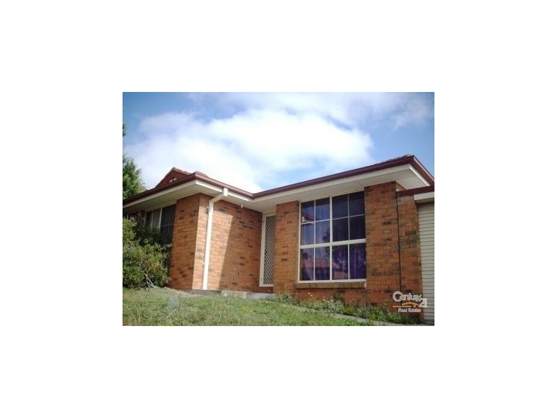 2 Thelma Rise, Hampton Park VIC 3976